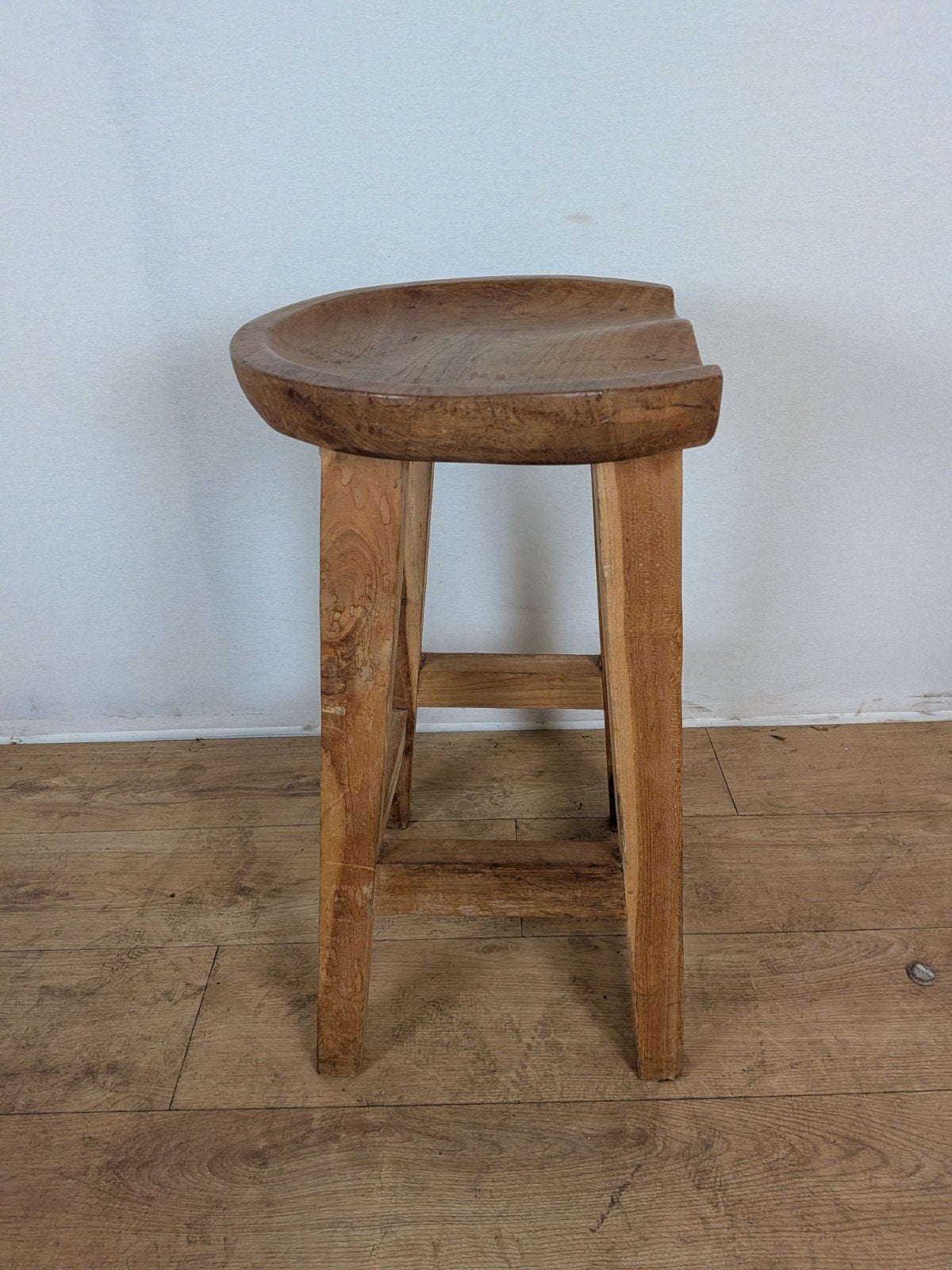 Massief Houten Kruk – Handgemaakt – Teak Look – H65 cm, Gebruikt, Niet van toepassing, Niet van toepassing, Ophalen of Verzenden