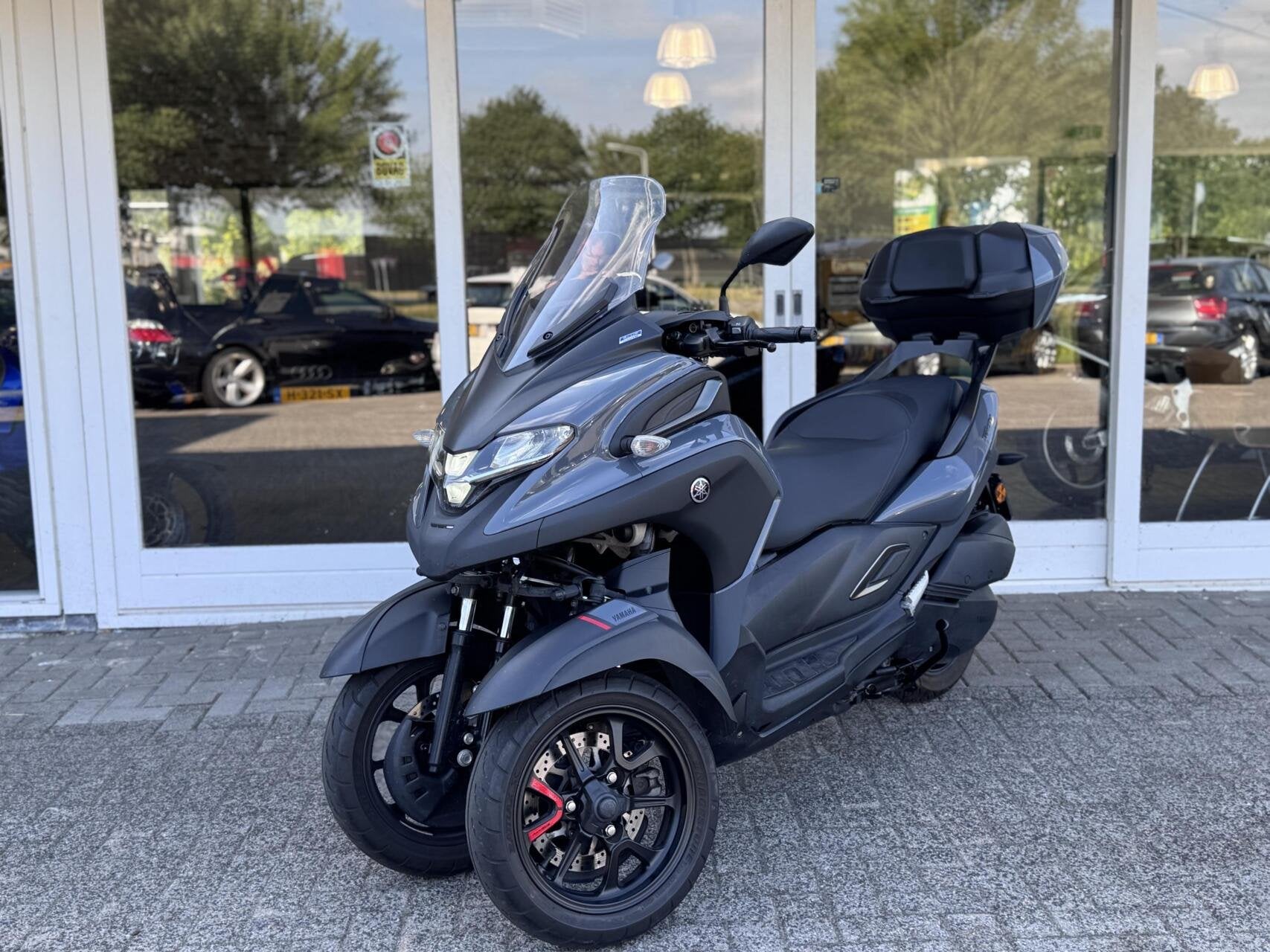 Yamaha Tricity 300 ABS, 1e eigenaar! Nieuwstaat!, Scooter, Info@yamahamotoreurope.com, 292 cc, Bedrijf
