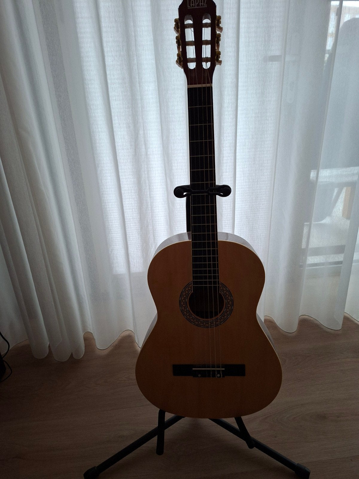 Gitaar voor linkshandige starter!!, Muziek en Instrumenten, Ophalen, Zo goed als nieuw, Klassieke of Spaanse gitaar