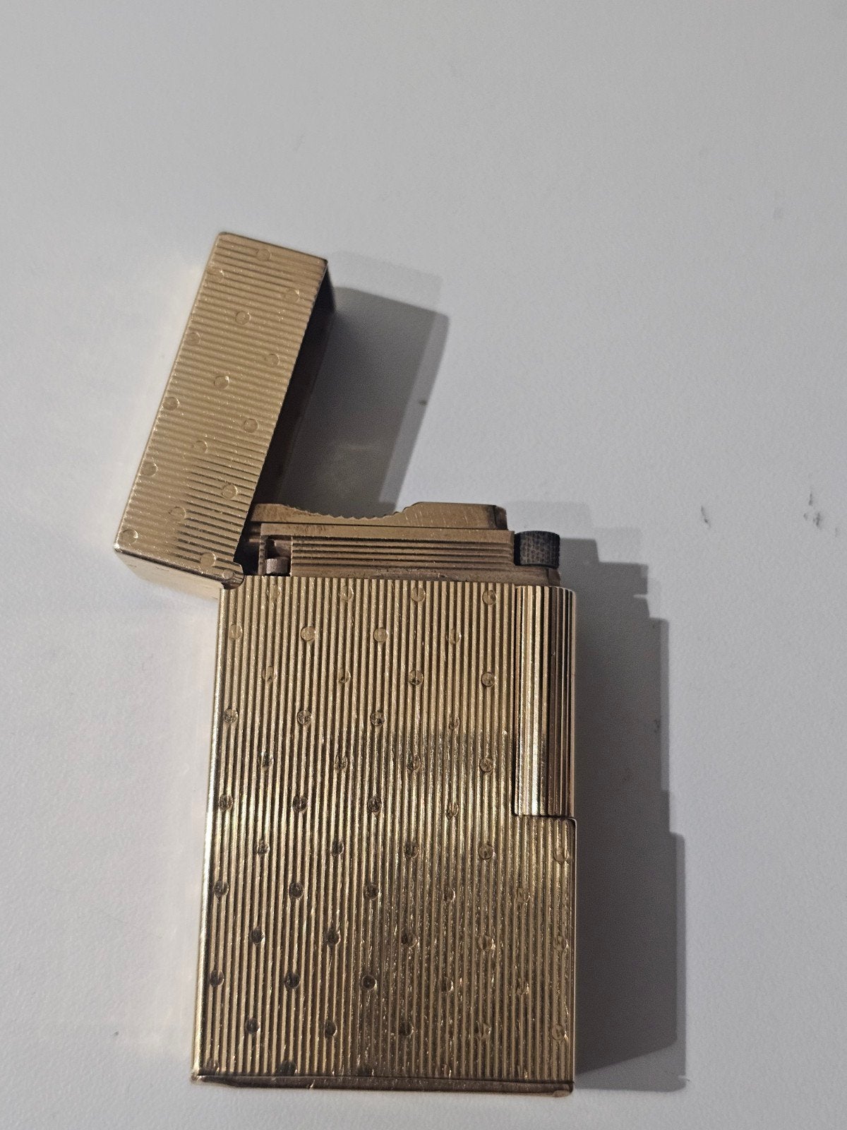 Exclusieve S.T. Dupont aansteker 18K goud (niet verguld), Verzamelen, Ophalen of Verzenden, Gebruikt, Aansteker
