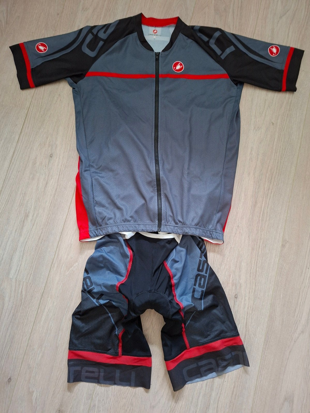 Castelli fietsoutfit: shirt en broek, maat xxl valt klein, Ophalen, Gebruikt, Castelli, Bovenkleding