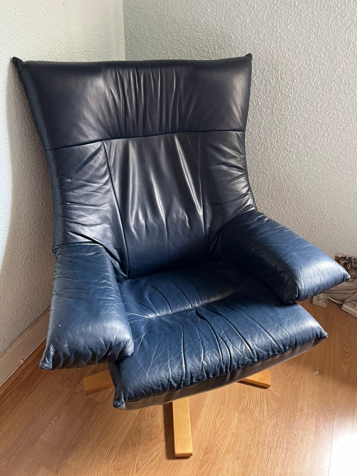 Relax fauteuil, Ophalen, Zo goed als nieuw, 50 tot 75 cm, Leer