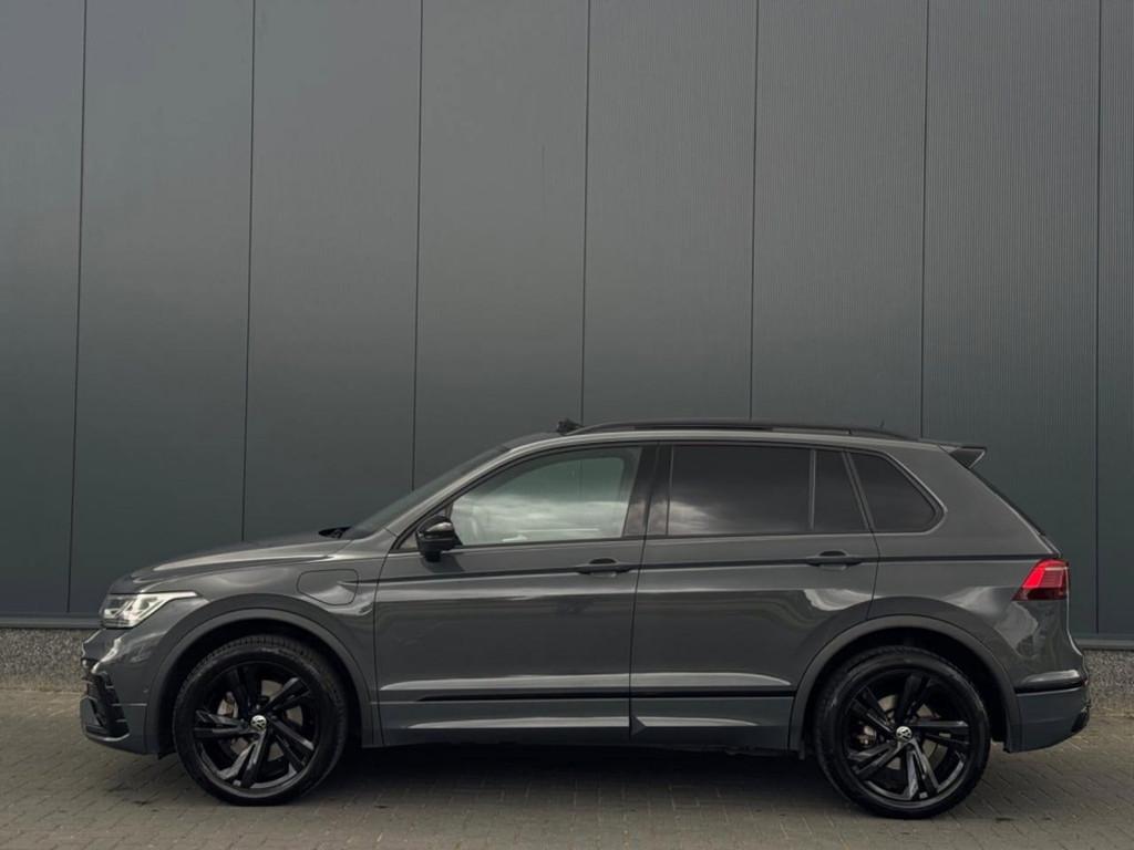 Volkswagen Tiguan 1.4 TSI eHy 3x R line PANO CAMERA NAVI APP, Automaat, Gebruikt, 4 cilinders, Overige brandstoffen