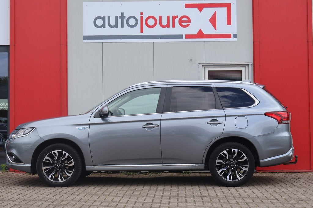 Mitsubishi Outlander 2.0 PHEV Business Edition | ACC | Camer, Auto's, Mitsubishi, 1998 cc, 4 cilinders, 1820 kg, Plug-in hybride