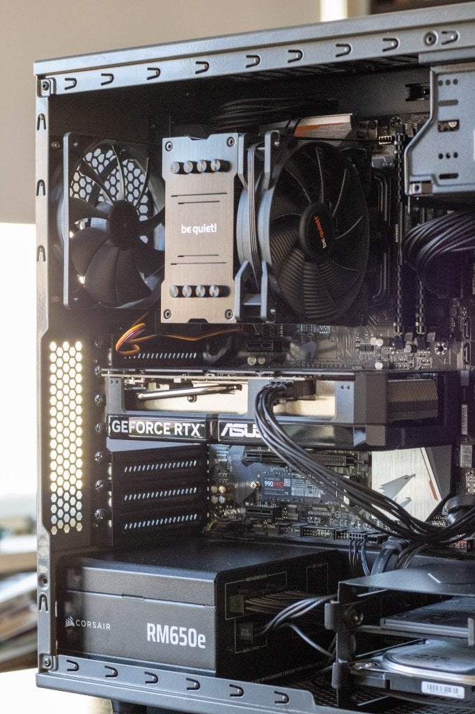 Game PC – RTX 5060 Ti 16GB | Ryzen 7 5700X3D | 32GB RAM |, Ophalen, Gebruikt, 32 GB, Zelf gebouwde pc