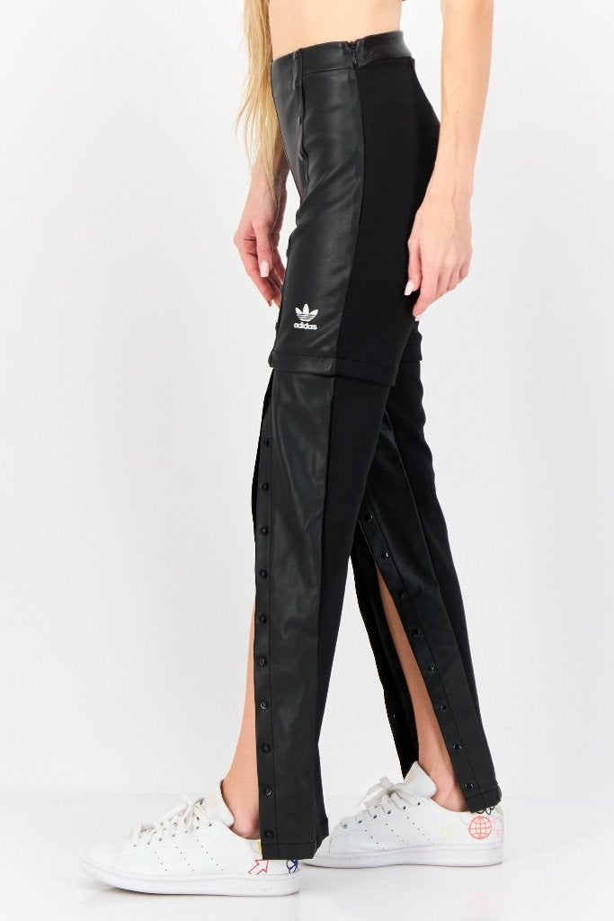 Adidas Slim Snap-Button Pant, Zwart, maat D42, Zwart, Zo goed als nieuw, Verzenden, Adidas