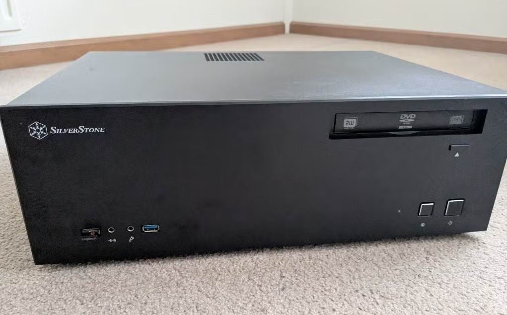 Fraaie HTPC kast Silverstone Grandia GD04 Nieuwstaat, Soundbar, 70 watt of meer, Zo goed als nieuw, Overige spelers