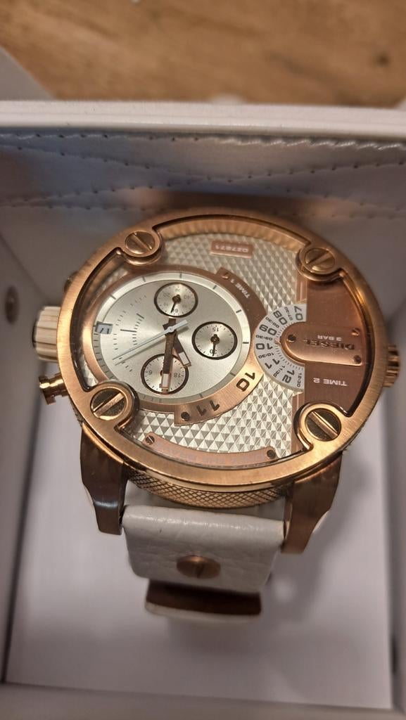 Diesel horloge DZ-7271 - Roségoud met wit lederen band, Sieraden, Tassen en Uiterlijk, Horloges | Heren, Ophalen of Verzenden