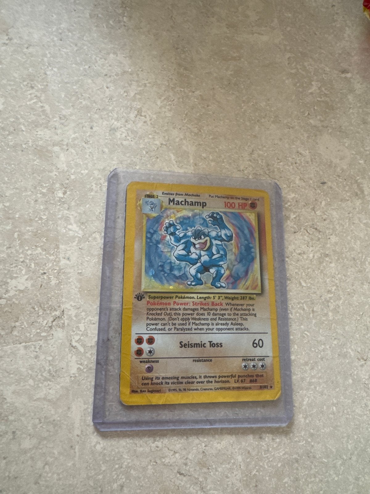 Machamp Pokémon kaart (1st Edition) - Beschadigd, Ophalen of Verzenden, Gebruikt, Losse kaart