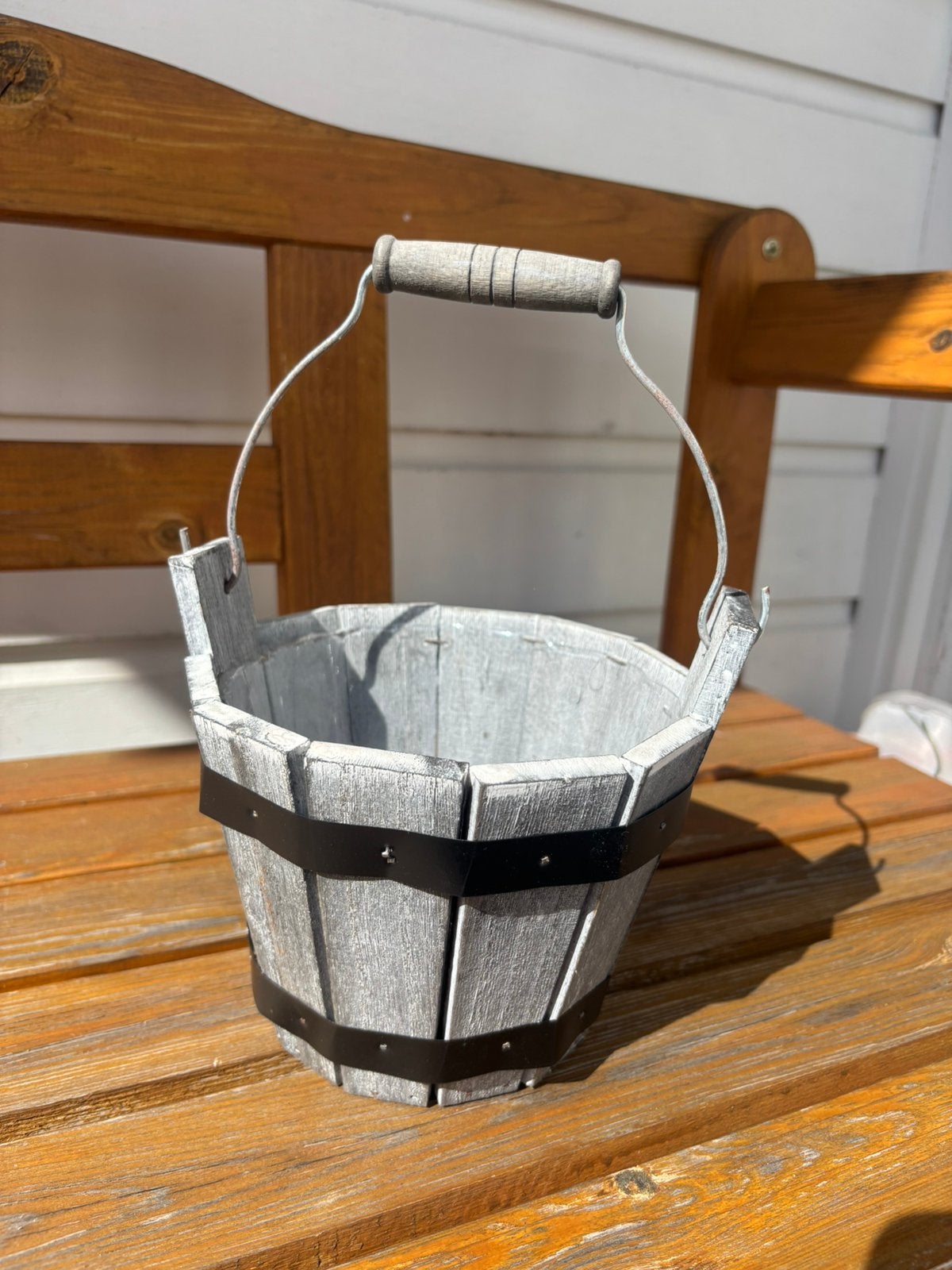 Houten bloempot emmer met handvat | plantenpot grijs zwart, Tuin en Terras, Bloempotten, Ophalen of Verzenden