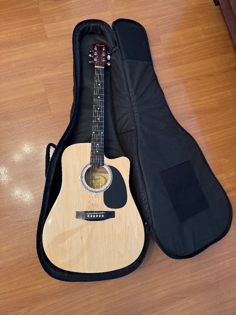 Fender Squier semi akoestische gitaar (SA-105CE) met hoes, Ophalen, Gebruikt, Western- of Steelstringgitaar