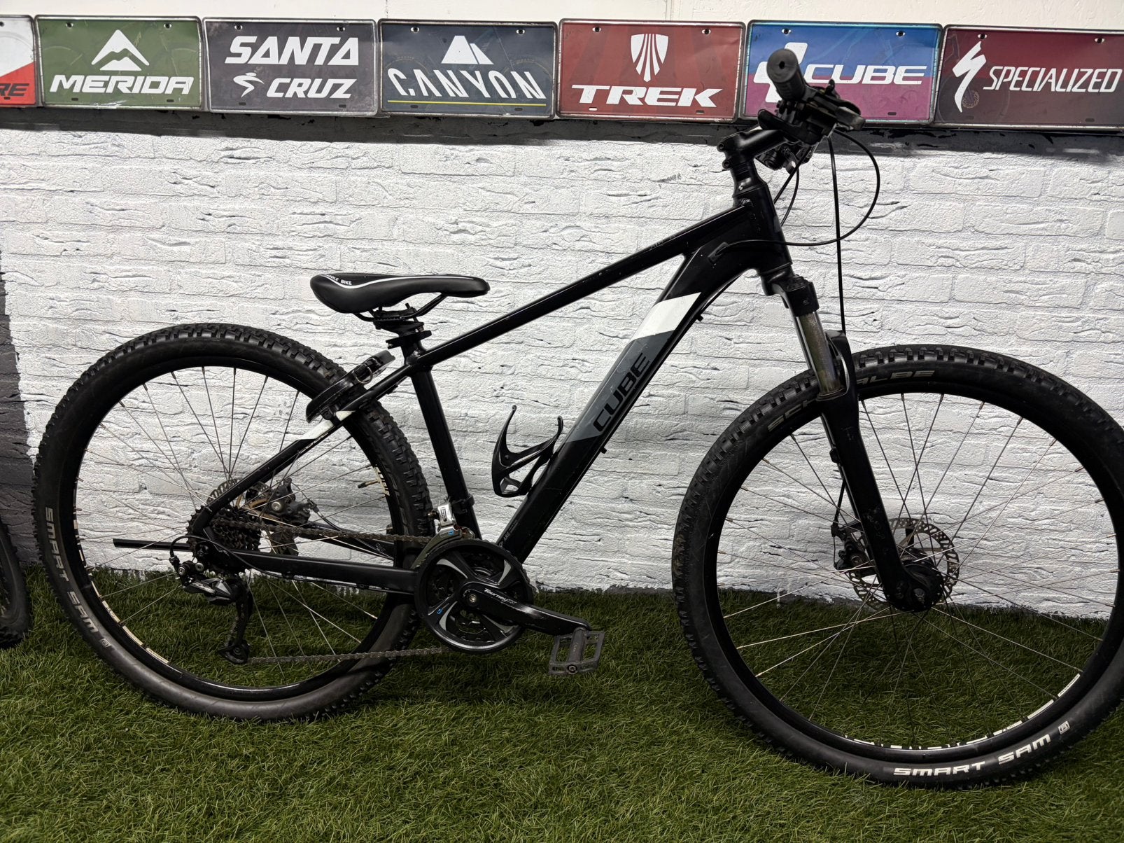 Foto 2 van Cube Aim HPA 27,5 inch size S mountainbike cube frame S 27,5