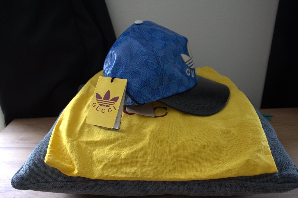 gucci x adidas, Verzenden, Nieuw, Gucci, Pet