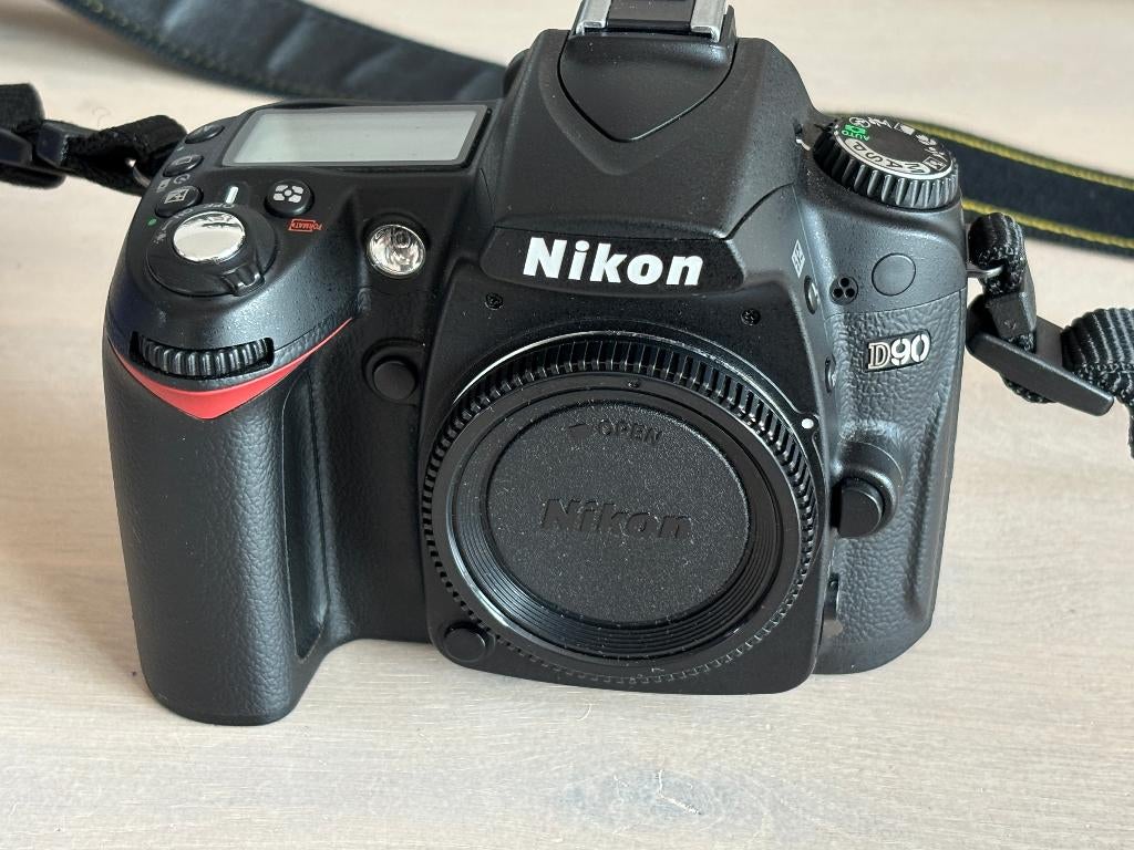 Nikon D90 spiegelreflex set met 3 lenzen en tas, Ophalen, Zo goed als nieuw, Nikon, 8 keer of meer
