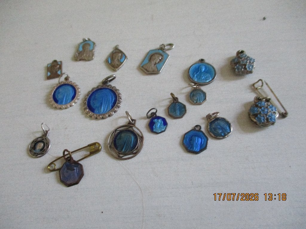scapulieren heiligen 17 stuks zilver met emaille blauw, Ophalen of Verzenden, Gebruikt, Sieraad, Christendom | Katholiek