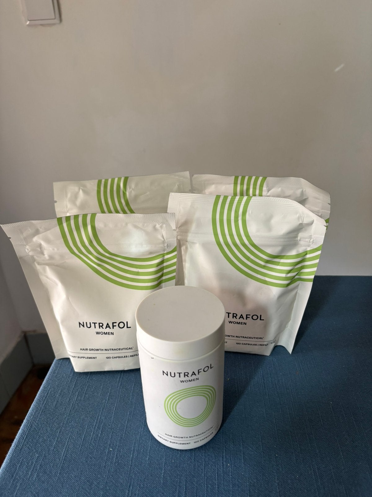 Nutrafol Women 5x120 capsules, Sport en Fitness, Gezondheidsproducten en Wellness, Ophalen of Verzenden, Nieuw, Overige typen
