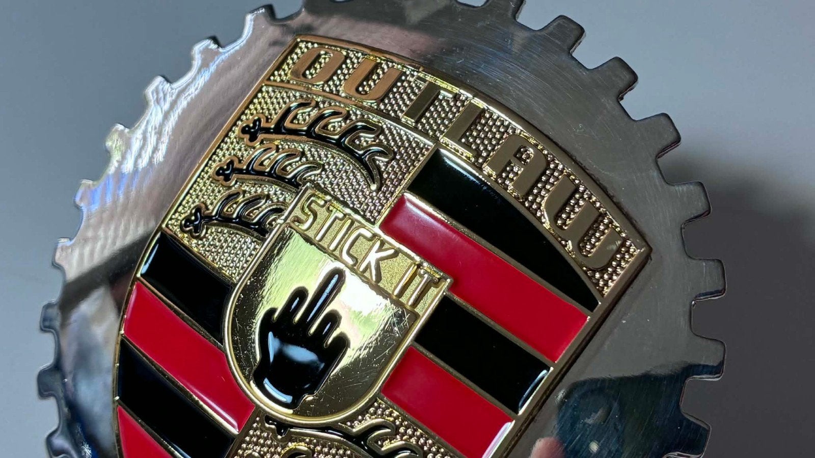 Porsche Outlaw "Stick It" embleem/badge, Ophalen of Verzenden, Nieuw, Porsche