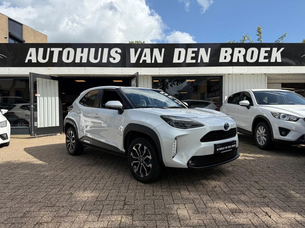 Toyota Yaris Cross 1.5 Hybrid|Navi|Cruise|Carplay|Camera|ACC, Stof, Gebruikt, Zwart, Adaptive Cruise Control