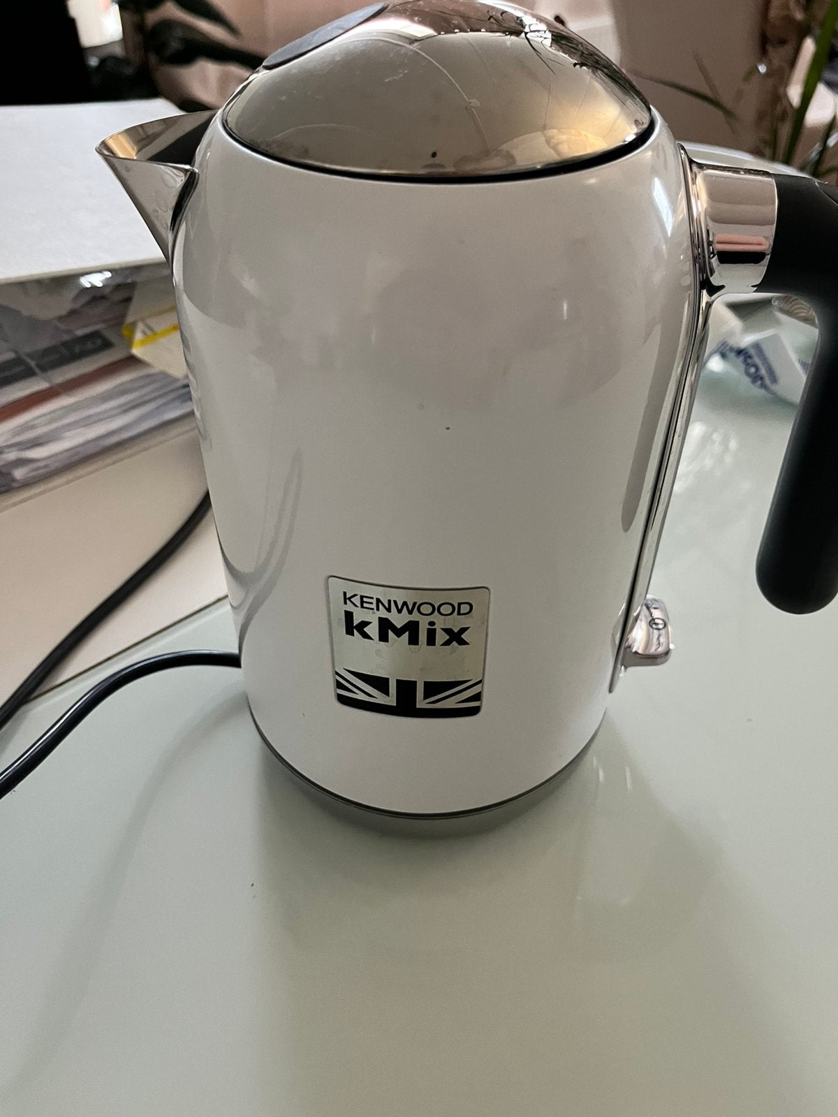 Kenwood kmix waterkoker, 1 tot 2 liter, Ophalen, Zo goed als nieuw
