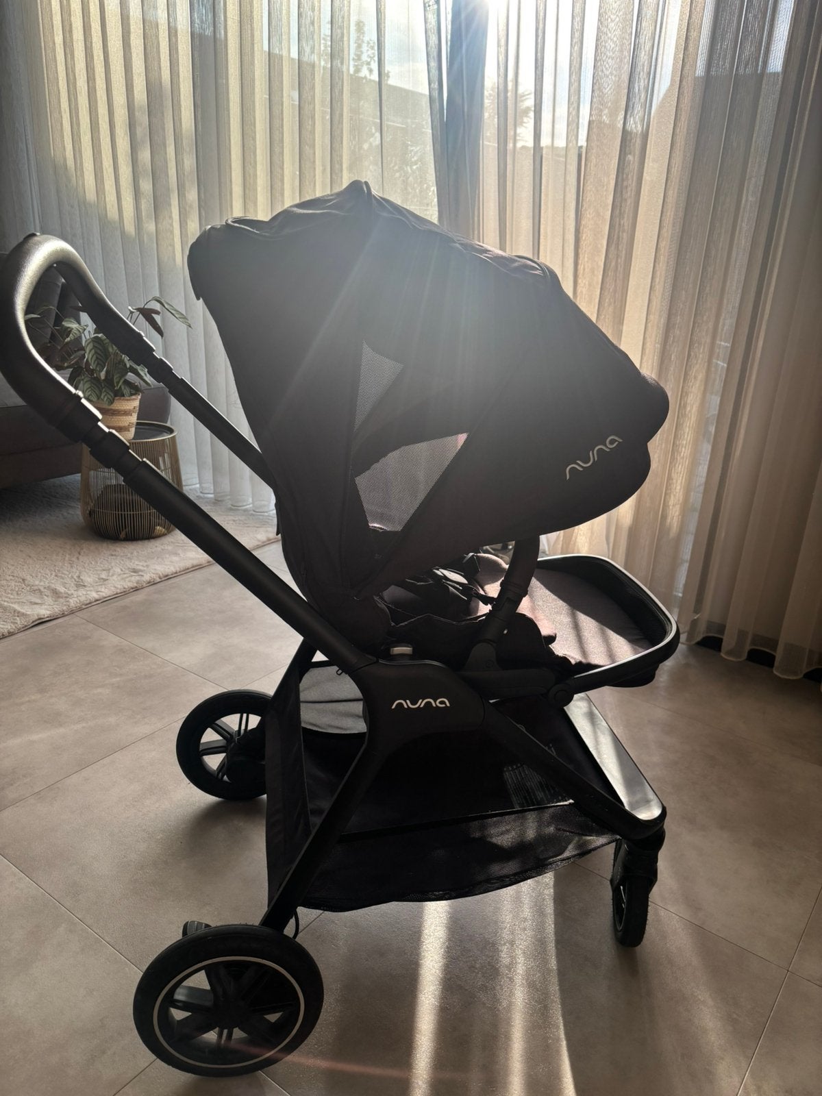 nuna triv next kinderwagen, Ophalen, Zo goed als nieuw