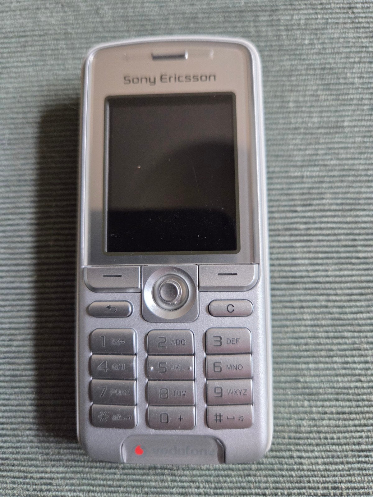Sony Ericsson  - Klassieke Mobiele Telefoon, Gebruikt, Ophalen of Verzenden, Minder dan 3 megapixel, Klassiek of Candybar