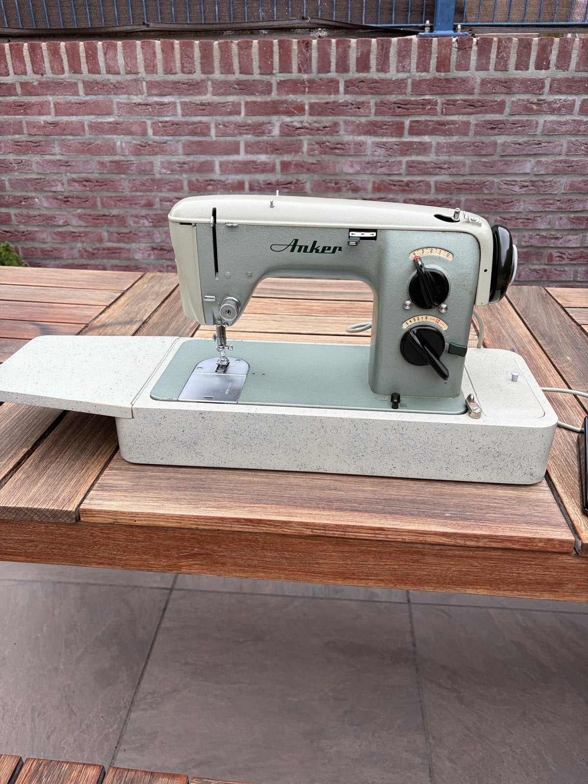 Vintage Anker Naaimachine met Koffer en Accessoires, Ophalen, Gebruikt, Naaimachine, Overige merken