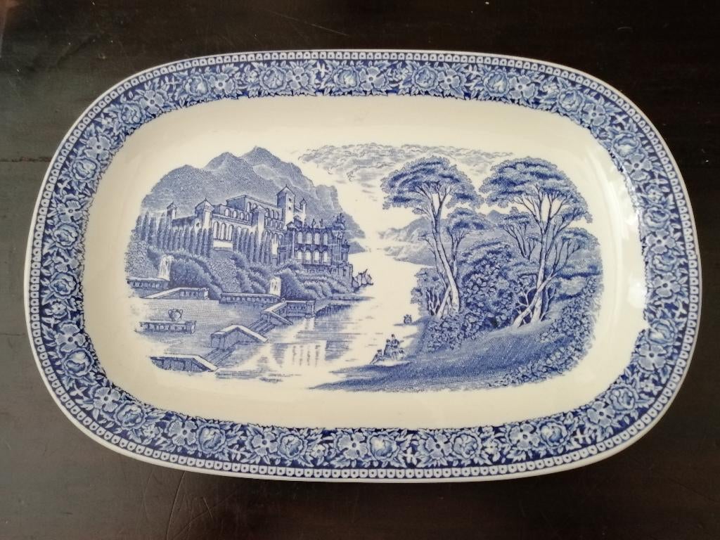 Een ovale serverschaal Cambridge Old England, Royal Sphinx, Antiek en Kunst, Antiek | Servies los, Ophalen of Verzenden