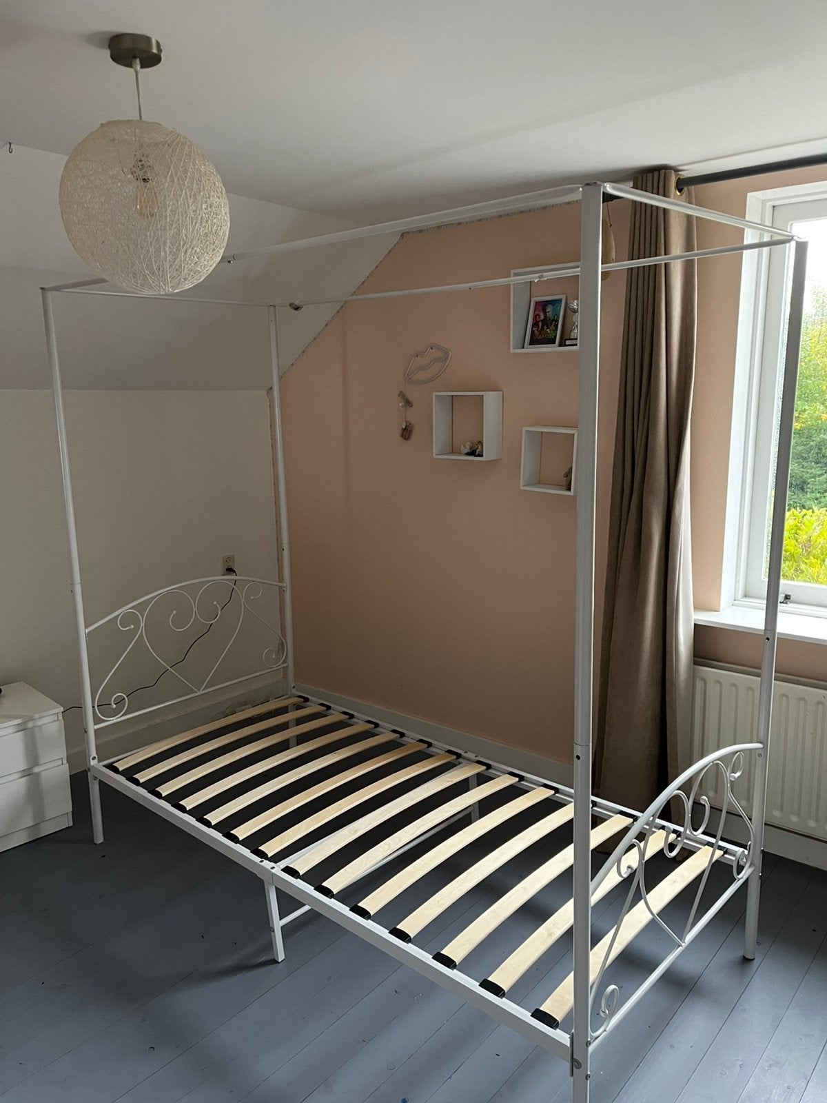 Hemelbed, Ophalen, Gebruikt, 90 cm, Eenpersoons