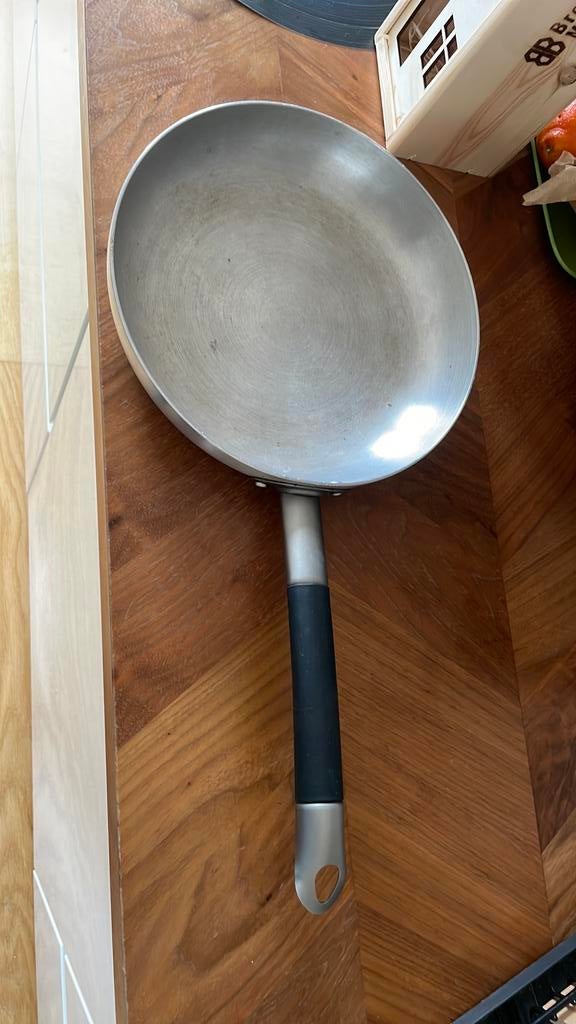 Tefal Aluminum pan “Aeternum”, Huis en Inrichting, Ophalen, Zo goed als nieuw