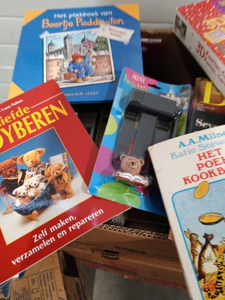 volle banane doos met BEREN boekje en spullen, Ophalen, Zo goed als nieuw, Overige typen, Overige merken