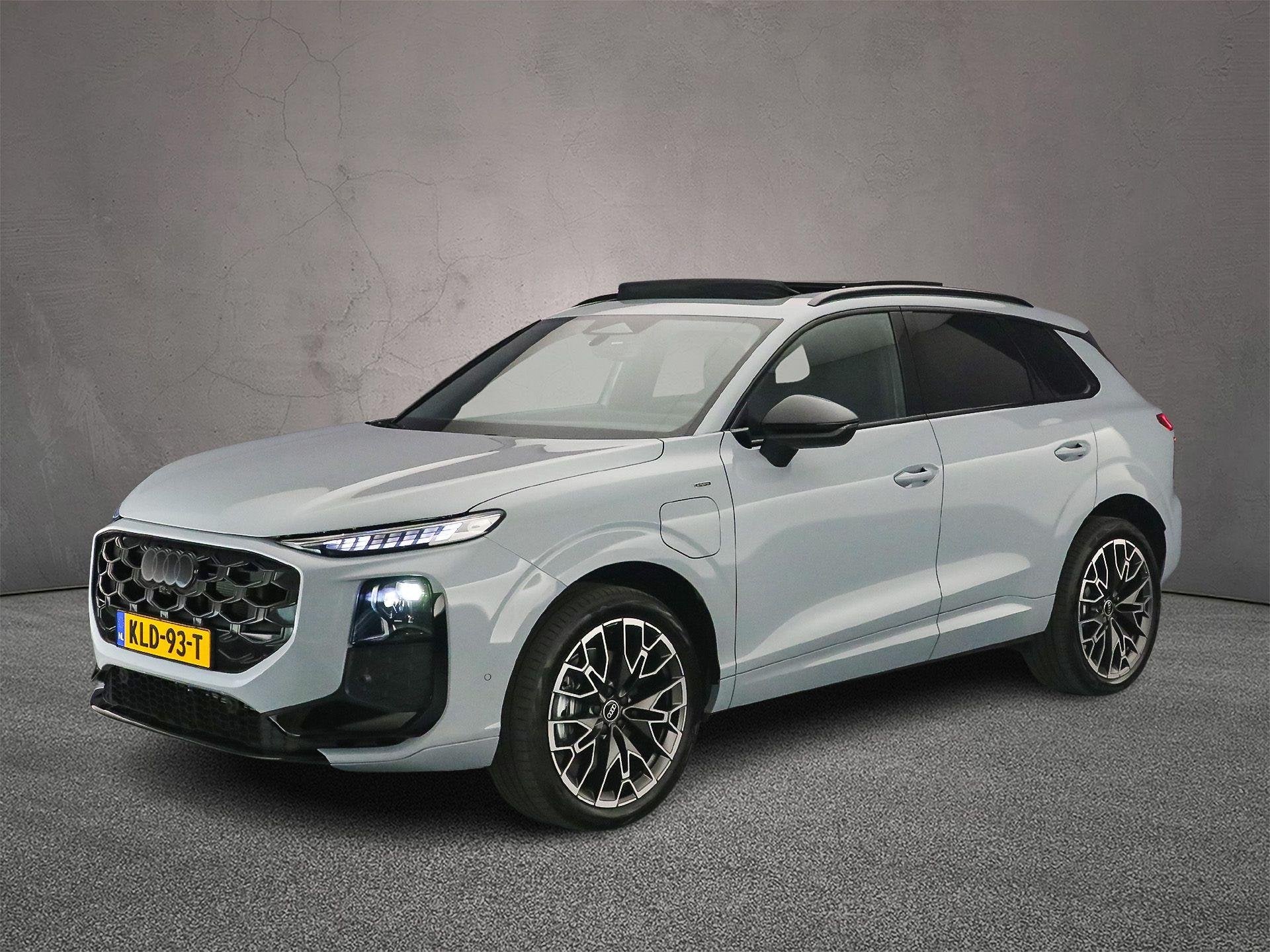 Audi Q3 1.5 e-hybrid S edition | Adaptieve Cruise | Panorama, Auto's, 1800 kg, 150 min, 26 kWh, Hybride Elektrisch/Benzine
