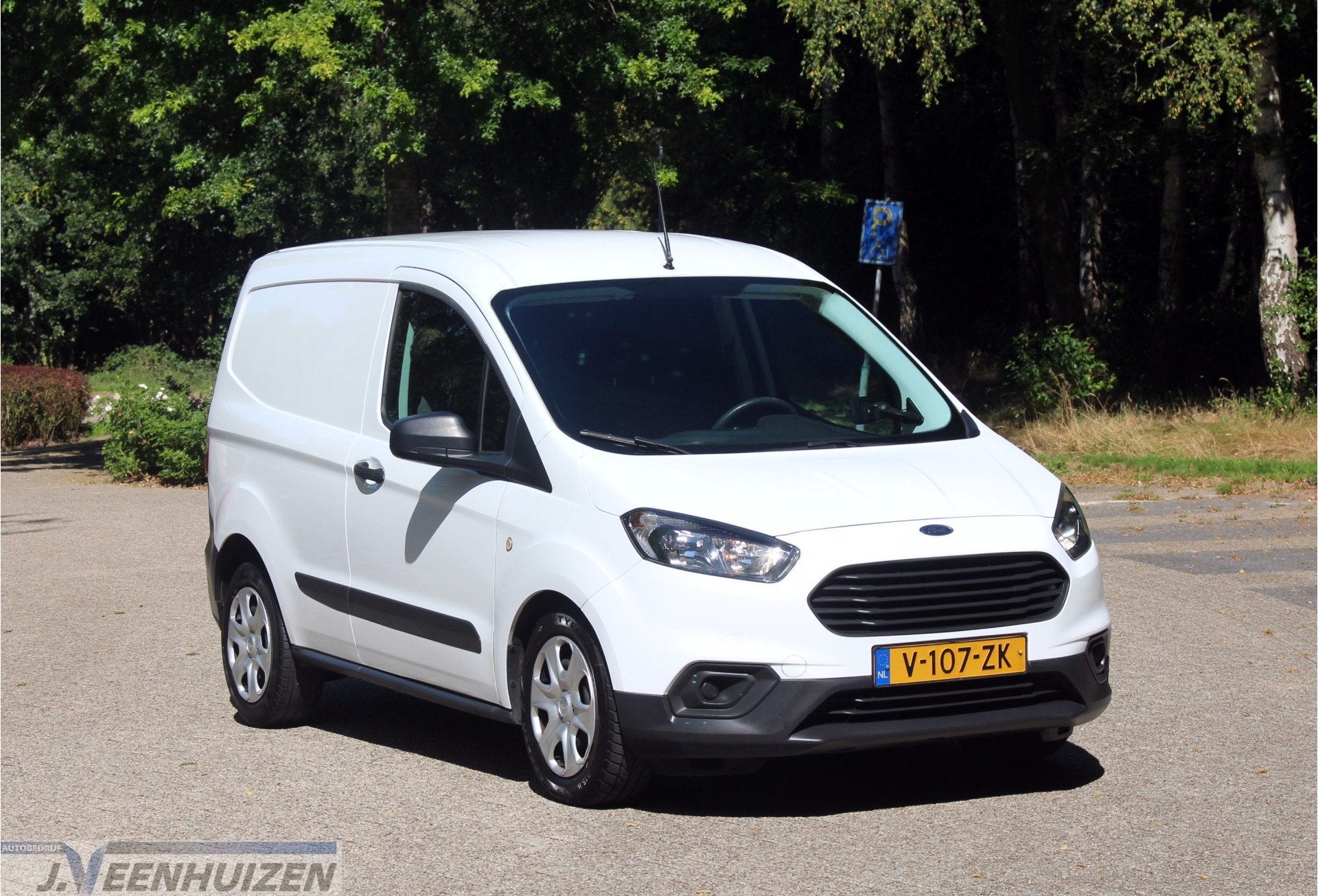 Ford Transit Courier 1.5 TDCI Ambiente | 2019 | ❄️Airco, Auto's, Bestelauto's, Voorwielaandrijving, Bluetooth, Stof, Gebruikt