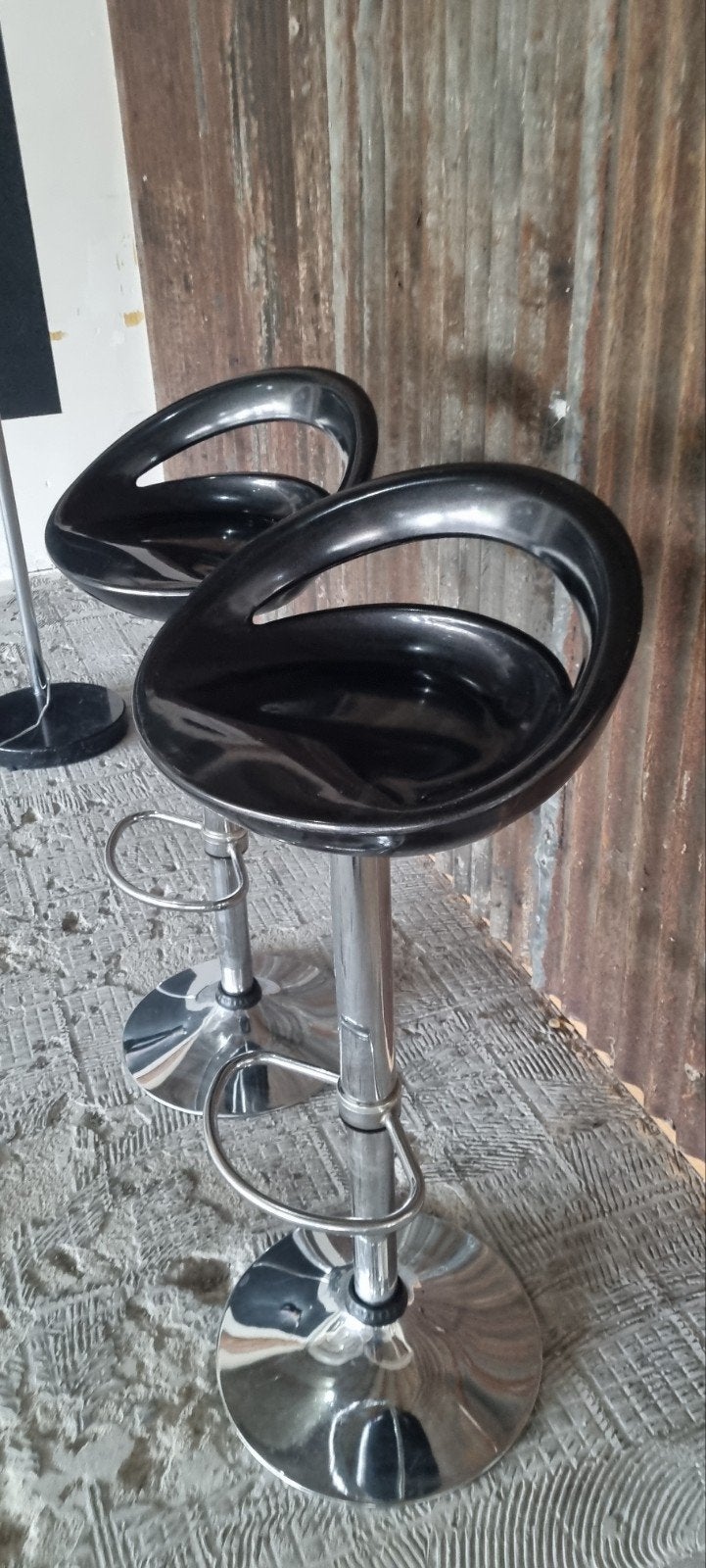 Barkrukken vintage chroom in goede staat., Huis en Inrichting, Ophalen, Gebruikt, 60 tot 90 cm, 2 krukken