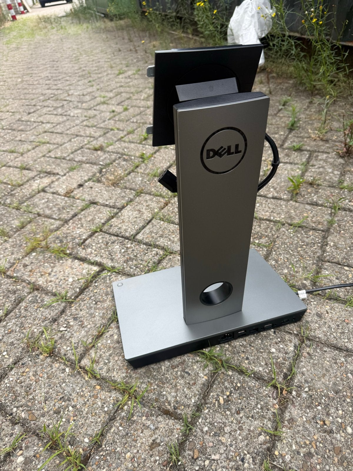 Partij Dell schermvoeten met dockstations, Ophalen, Gebruikt, Docking station, Laptop