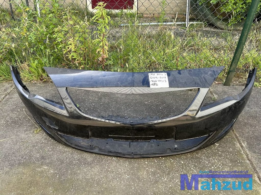 OPEL ASTRA J Zwart voorbumper 2009-2015, Auto-onderdelen, Carrosserie en Plaatwerk, Gebruikt, Voor, Opel Automobile GmbH, Ophalen of Verzenden