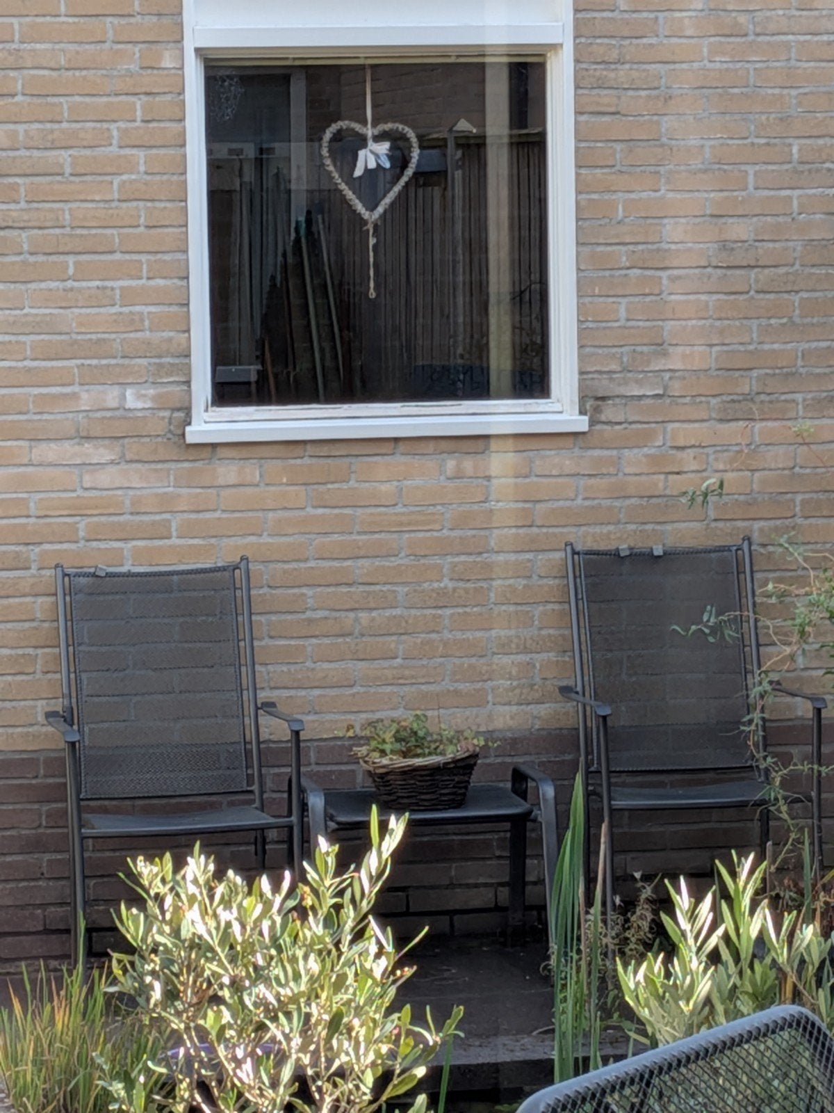Twee tuinstoelen met bijzettafel, Tuin en Terras, Ophalen, Gebruikt, Metaal