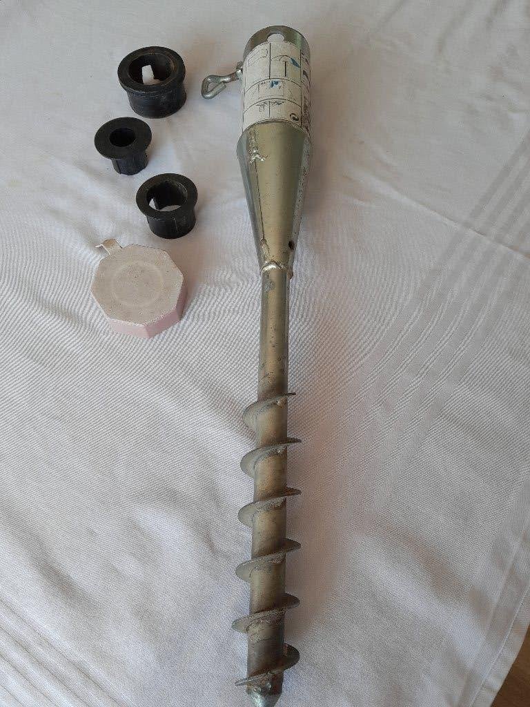 Grondplug/anker voor droogmolen of parasol., Ophalen of Verzenden, Zo goed als nieuw, Droogmolen