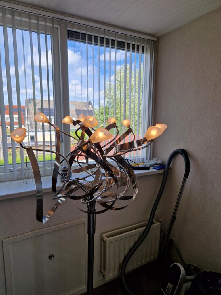 Prachtige disein staande schemerlamp, Ophalen, Zo goed als nieuw
