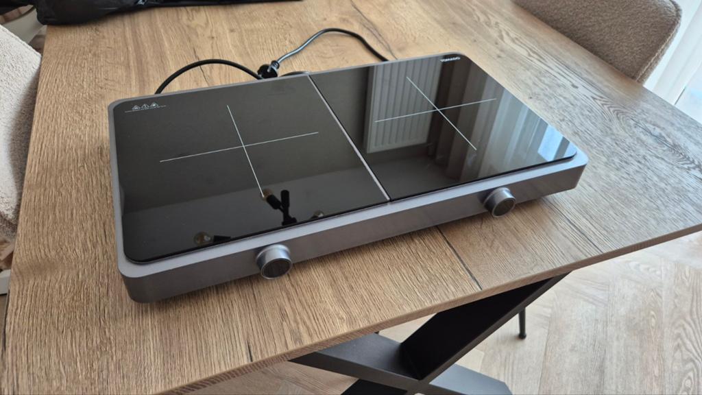 Inductie kookplaat Tomado, Witgoed en Apparatuur, 3 kookzones of minder, Ophalen of Verzenden, Zo goed als nieuw, Inductie