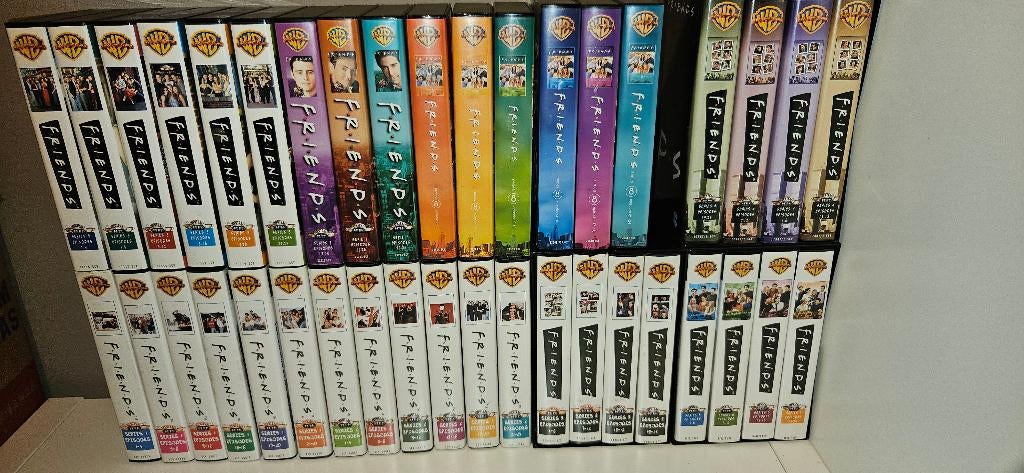 complete vhs serie friends voor maar € 10,00, Alle leeftijden, Ophalen of Verzenden, Gebruikt, Tv-serie of Tv-programma