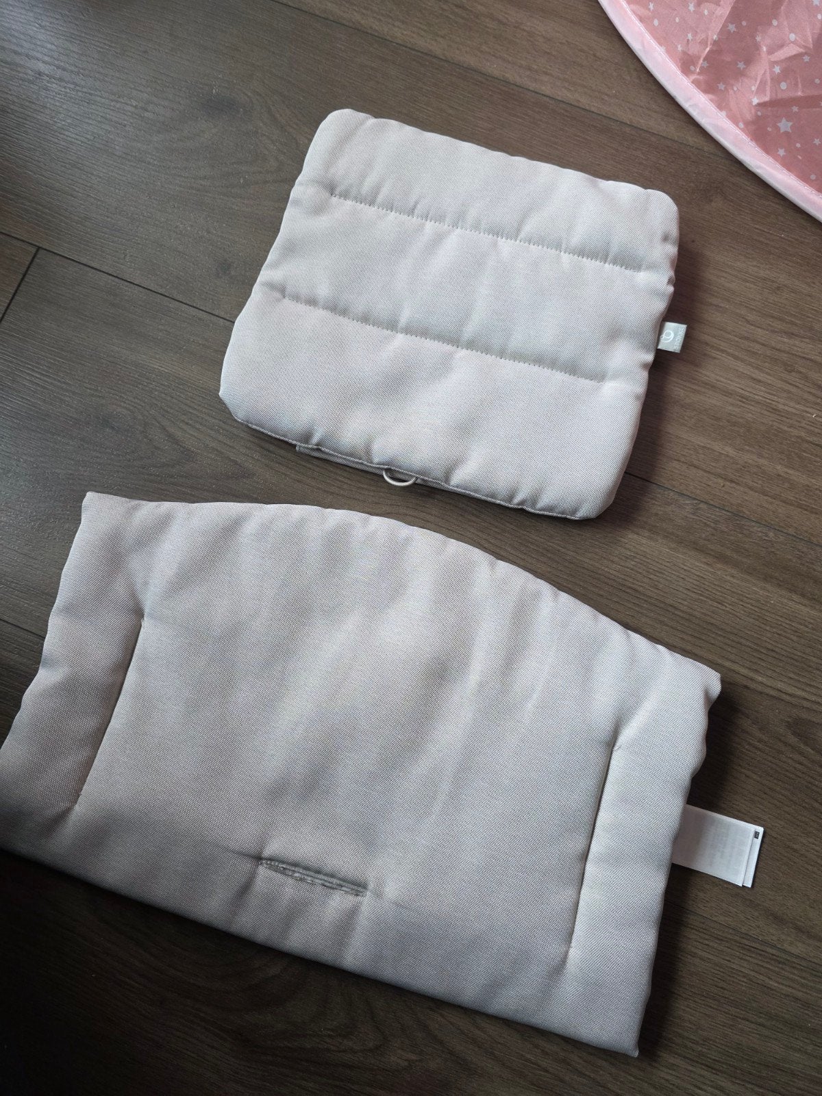 Originele Tripp Trapp kussenset stoelverkleiner beige, Ophalen of Verzenden, Zo goed als nieuw