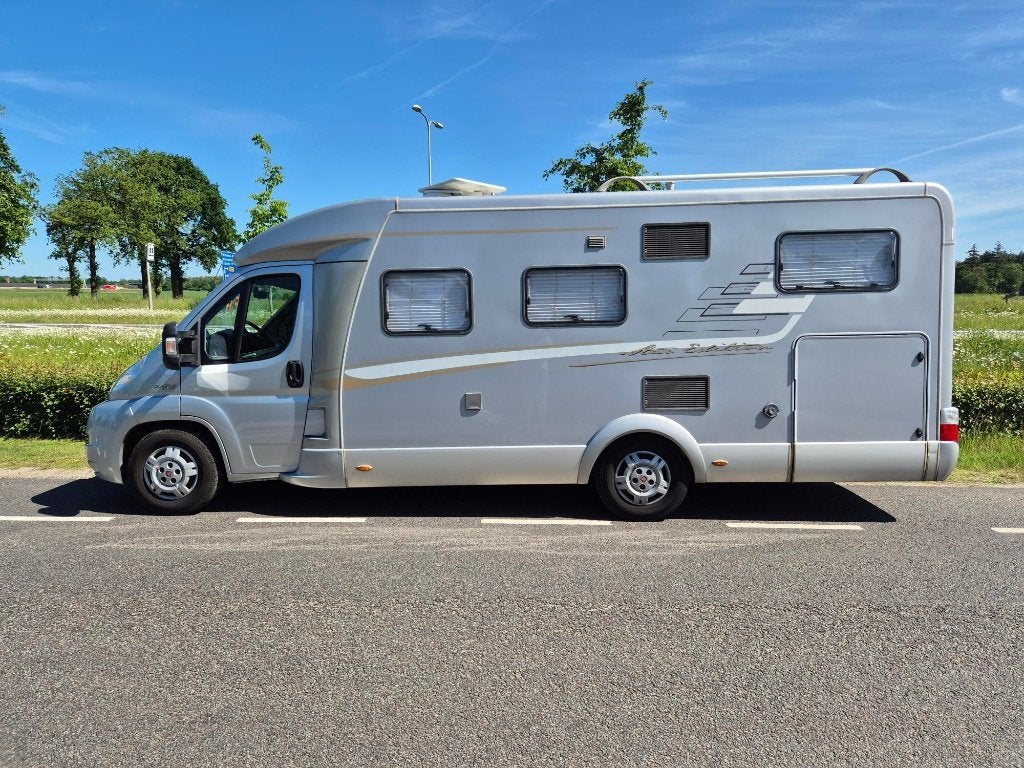 Hymer T614Sl Star Edition, luxe uitvoering, Caravans en Kamperen, Ringverwarming, Fiat, Tot en met 3, Particulier