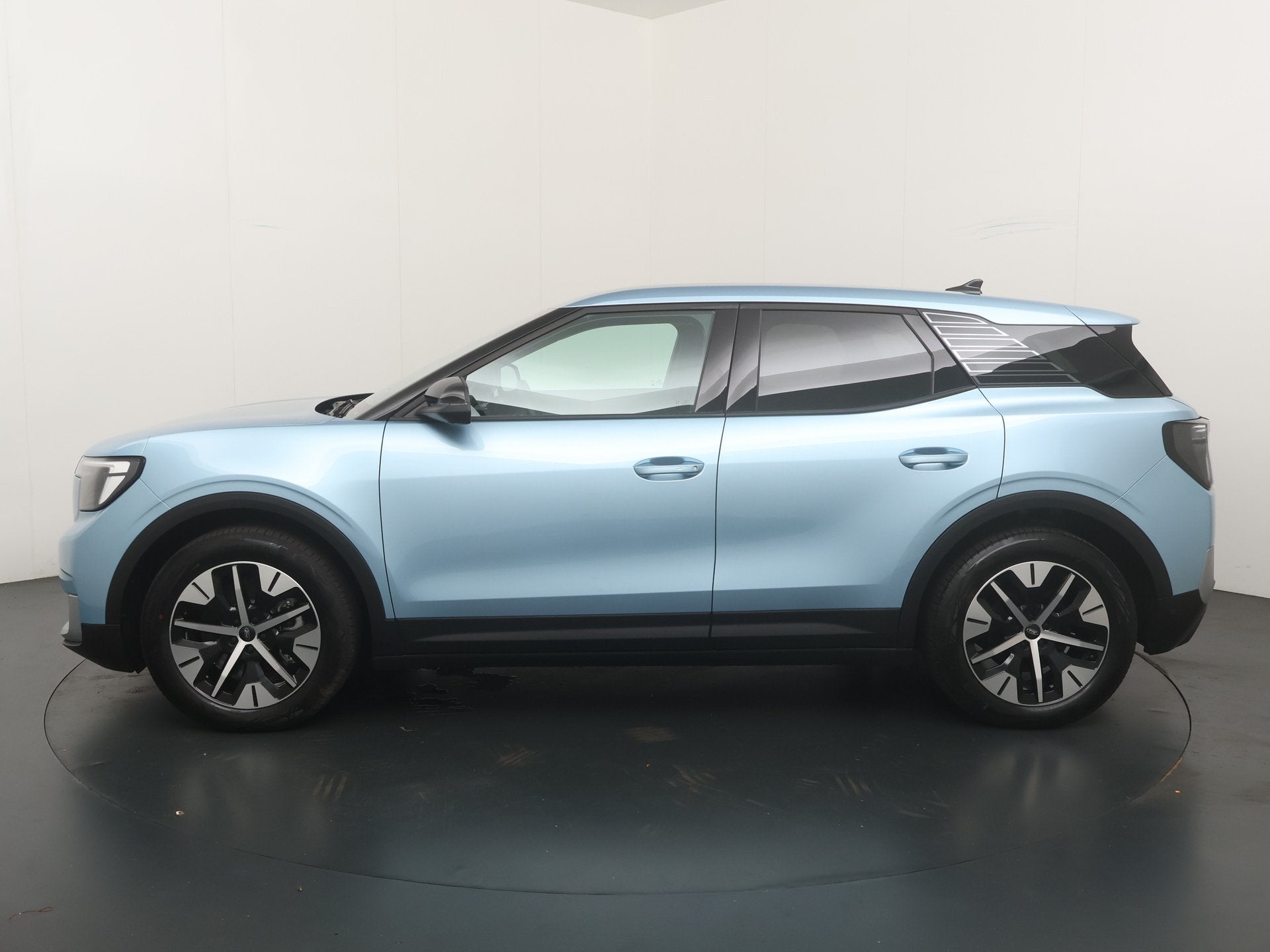 Ford Explorer Select Extended Range RWD 77 kWh 286pk | Trekh, Auto's, Achterwielaandrijving, Gebruikt, Zwart, Blauw