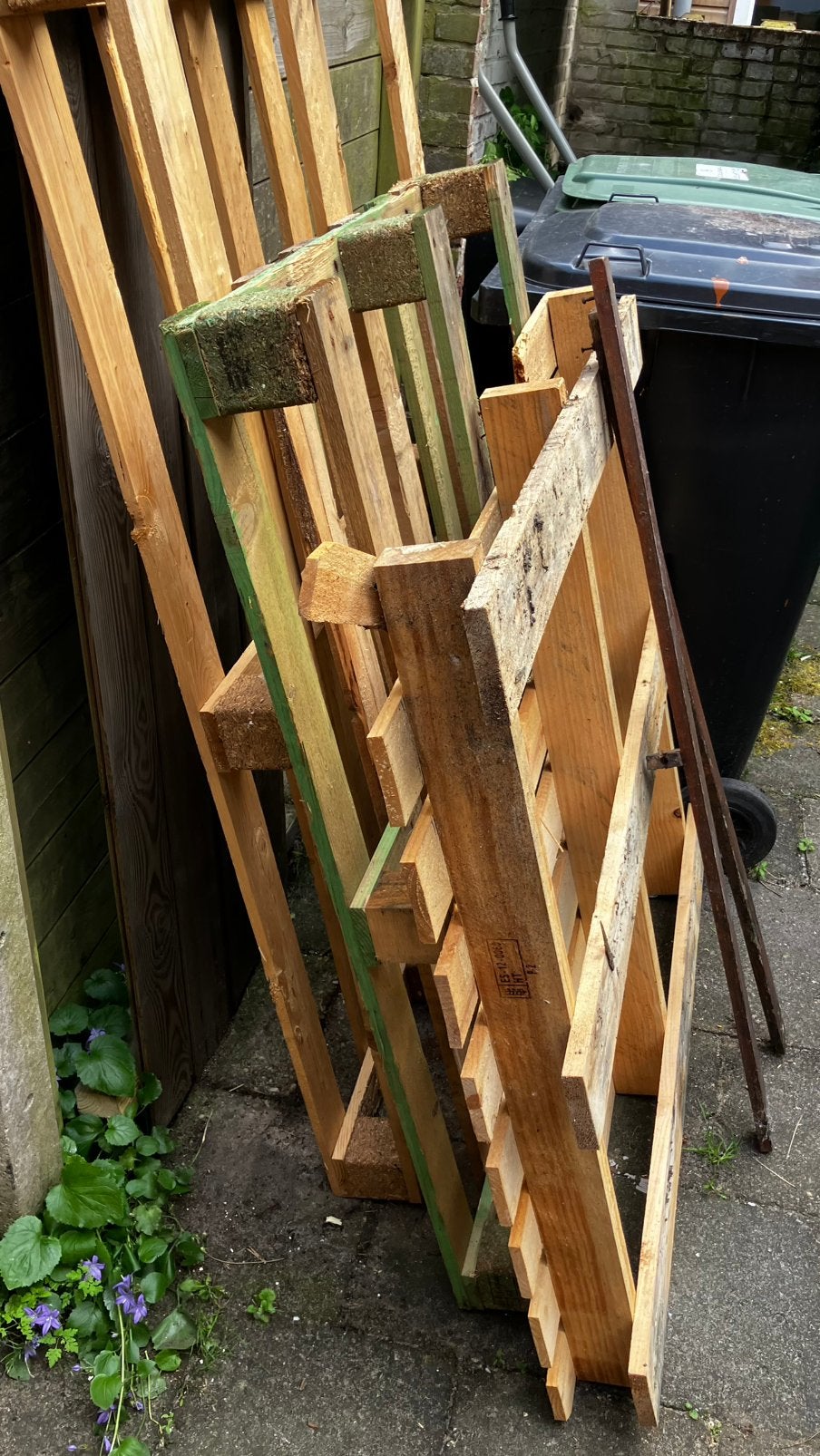 Hout: GRATIS, Doe-het-zelf en Verbouw, Hout en Planken, Ophalen, Zo goed als nieuw, 50 mm of meer, Pallet