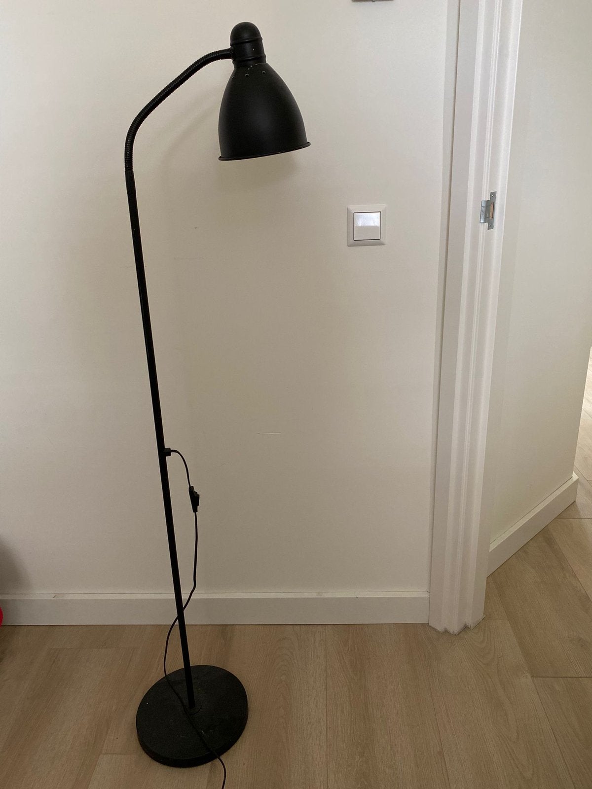 Staande kamerlamp, Huis en Inrichting, Lampen | Vloerlampen, Ophalen, Zo goed als nieuw, 150 tot 200 cm