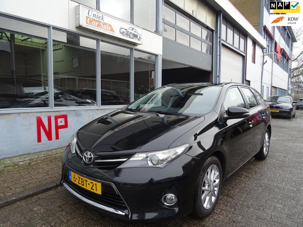 Toyota Auris Touring Sports 1.3 Now, Auto's, Voorwielaandrijving, Euro 5, 450 kg, Gebruikt