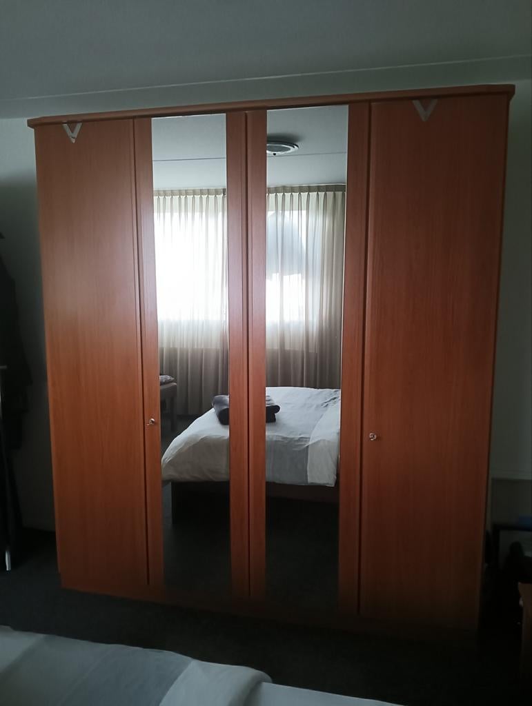 Grote kledingkast, Ophalen, Gebruikt, 150 tot 200 cm, 150 tot 200 cm