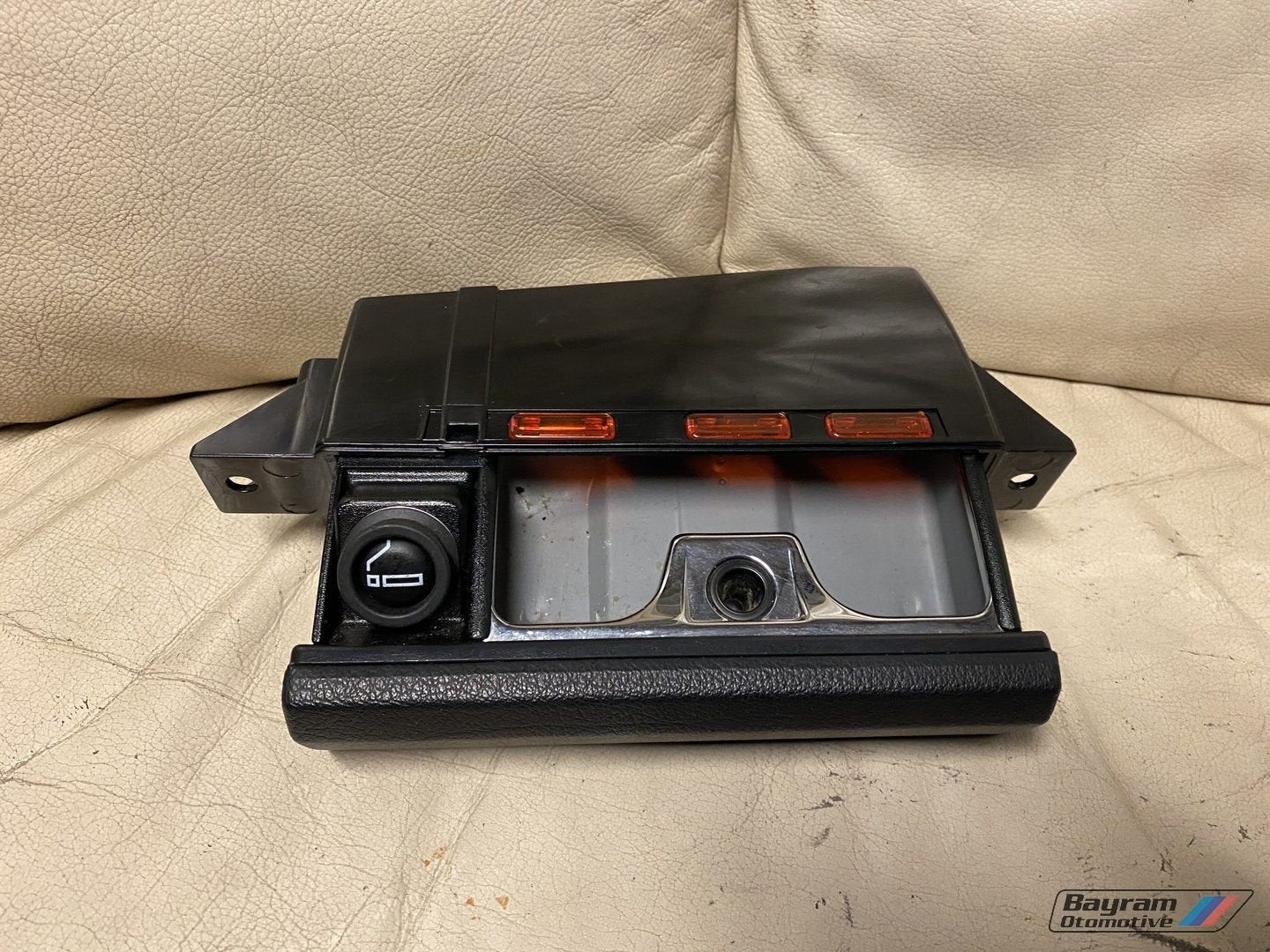 Bmw E34 asbak unit met houder en sigarettenaansteker 5-serie, Auto-onderdelen, Interieur en Bekleding, Gebruikt, -, -, Ophalen of Verzenden