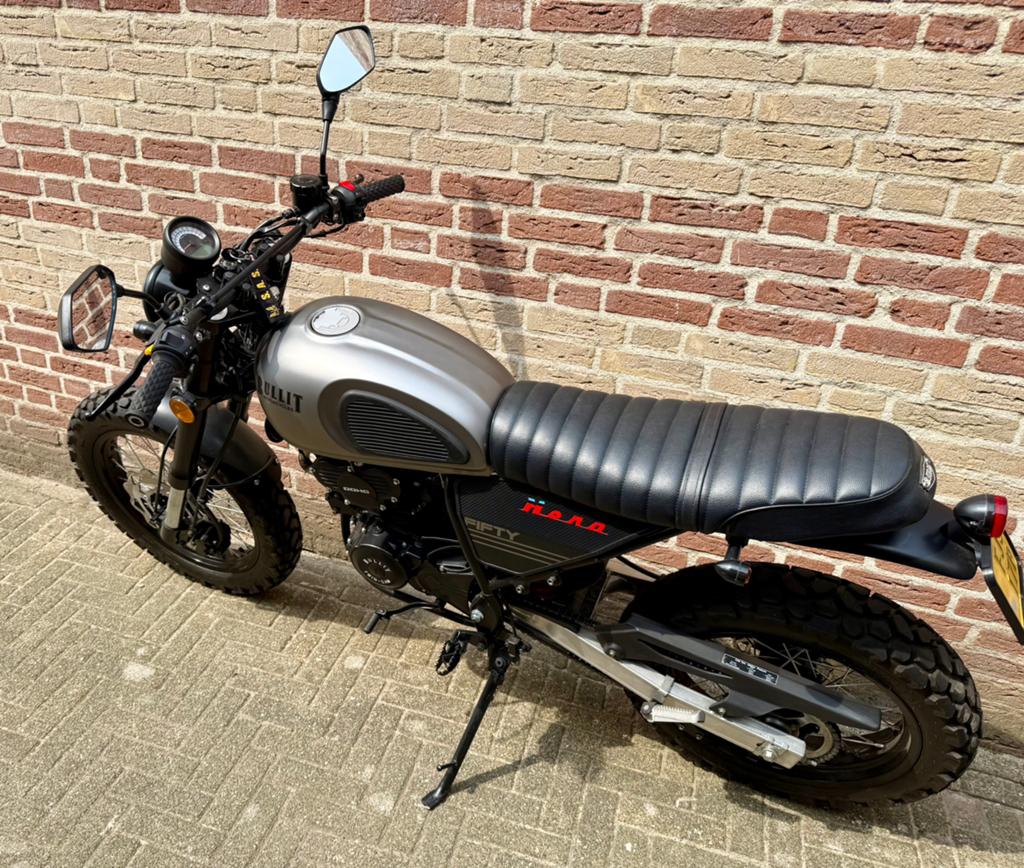 Bullit Motorcycles Fifty - 50cc Scrambler schakelbrommer, Fietsen en Brommers, Brommers | Crossbrommers, Zo goed als nieuw, 50 cc