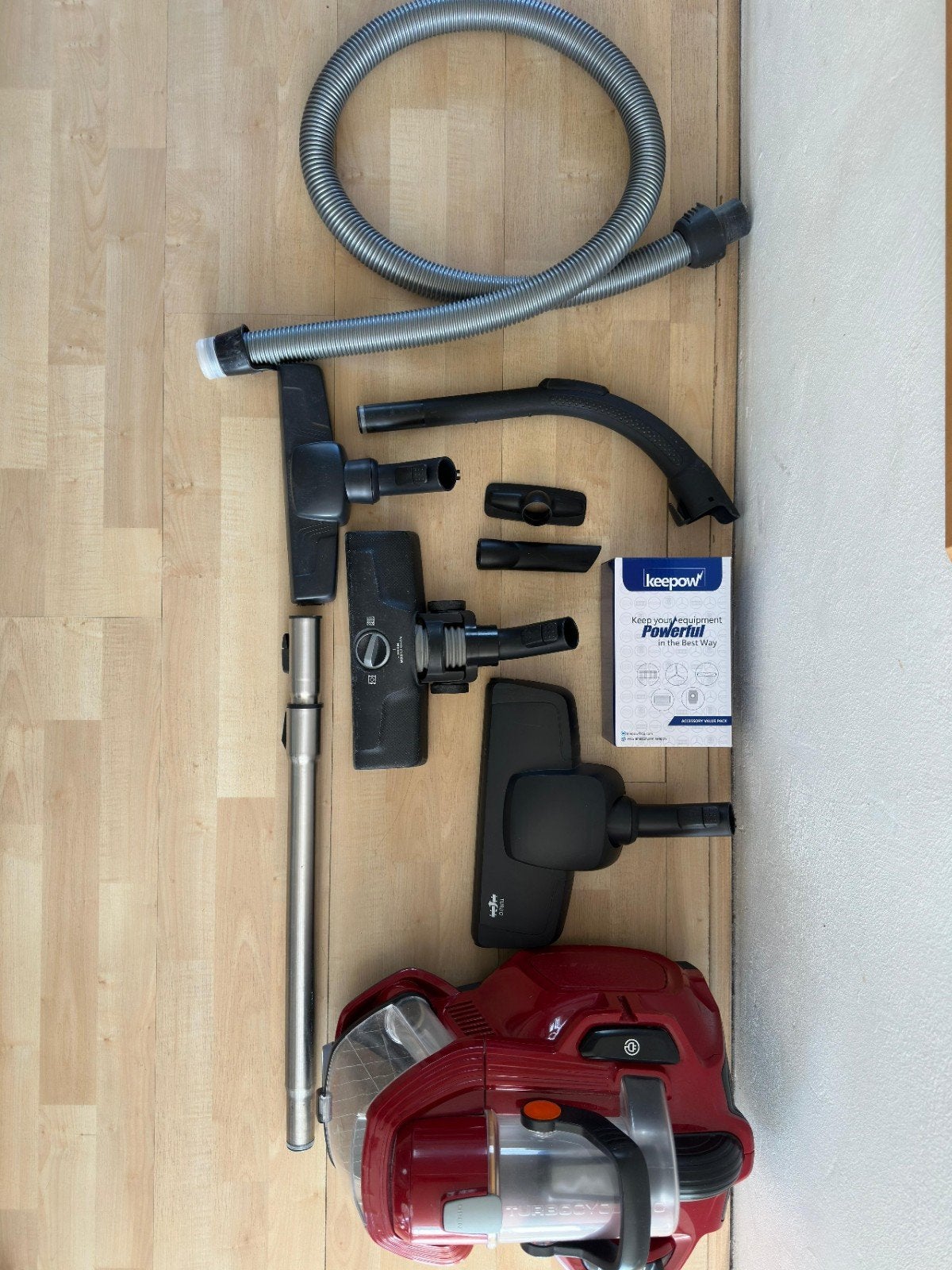 AEG LX7-2-CR-A Power Stofzuiger met zakloos systeem, Inclusief accessoires, Ophalen of Verzenden, Zo goed als nieuw, Sledestofzuiger